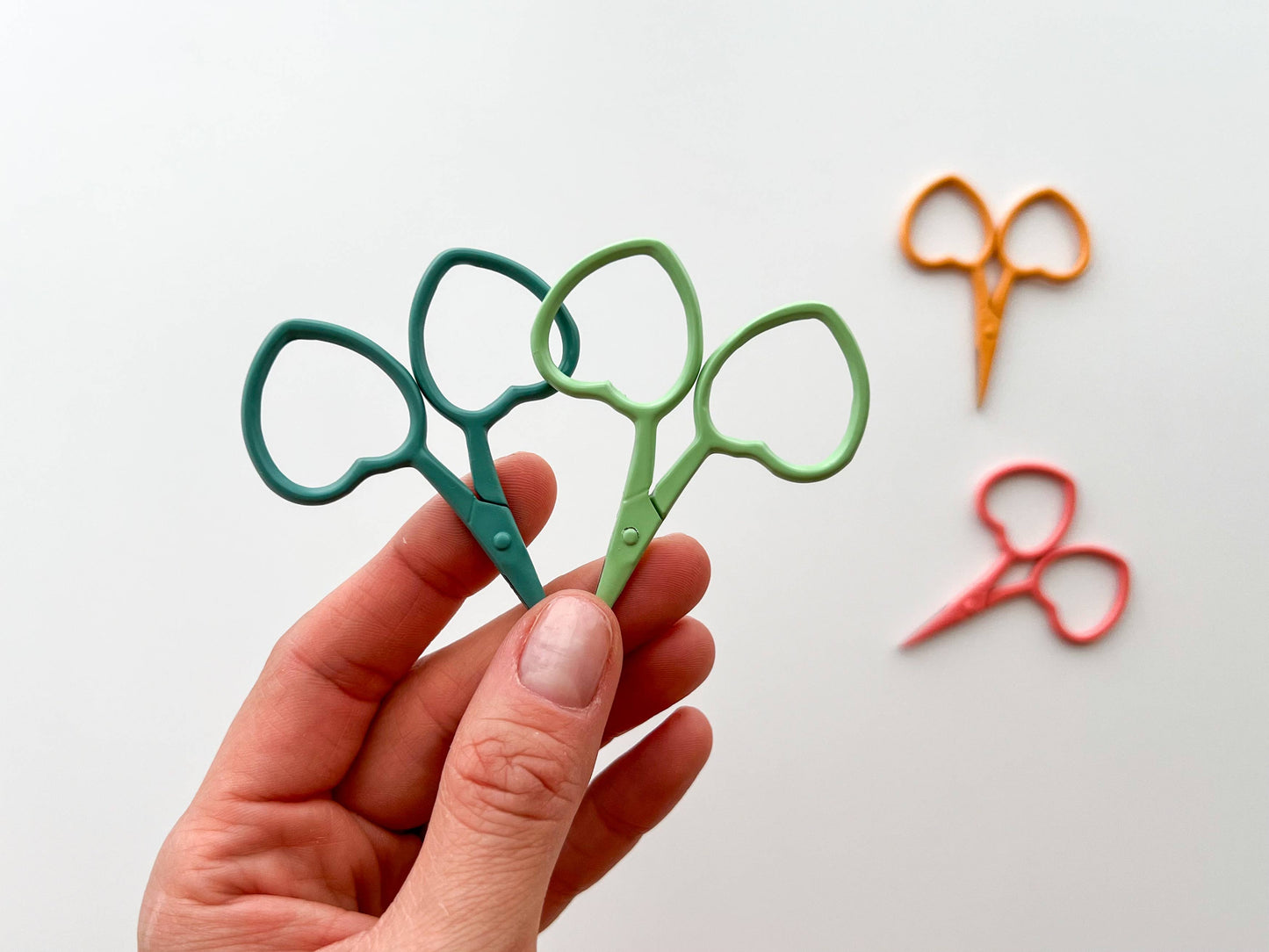 Small Heart scissors, tiny embroidery scissors, little snips: Honey
