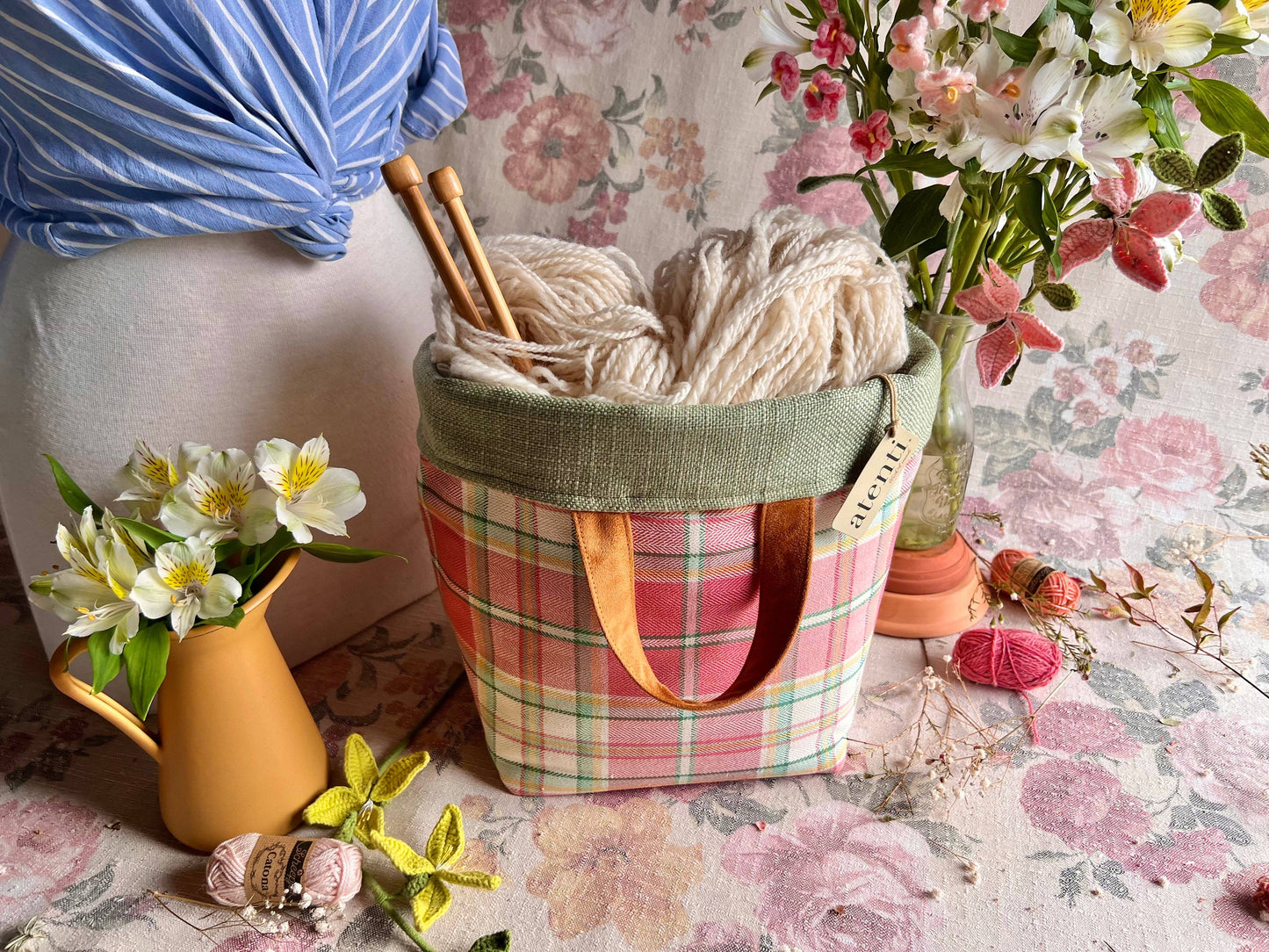 Knitting and Crochet Organizer Project Bag: Bubblegum Hope Basket