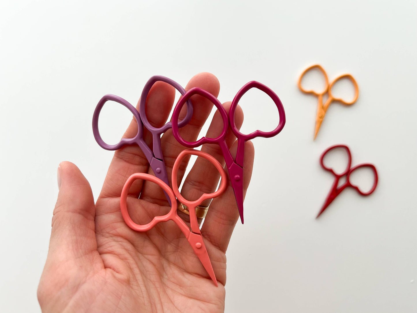 Small Heart scissors, tiny embroidery scissors, little snips: Honey