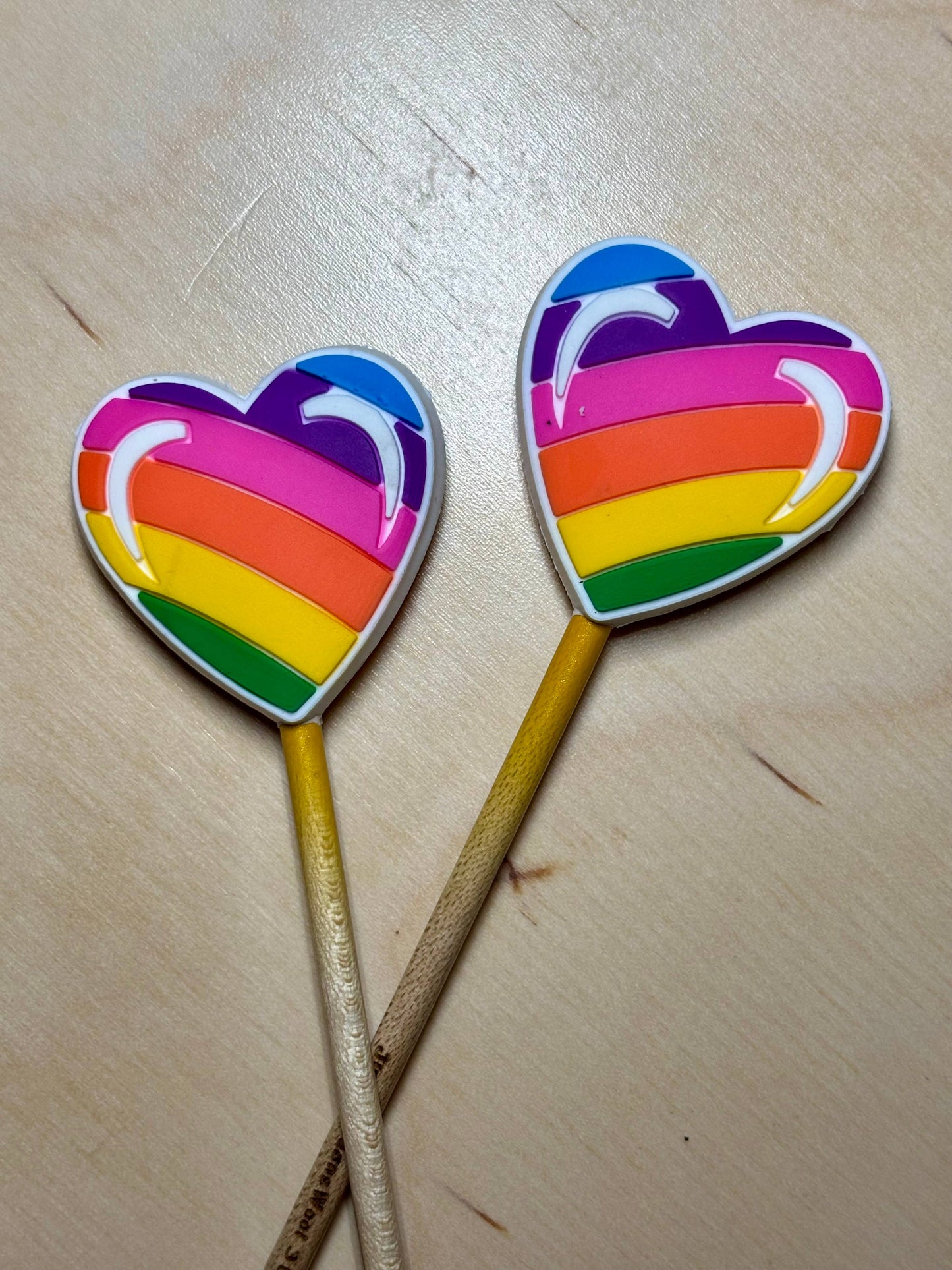 Knitting Needle Point Protectors - Retro Rainbow Heart
