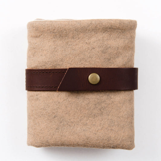 Standard wool interchangeable needle case: Acorn