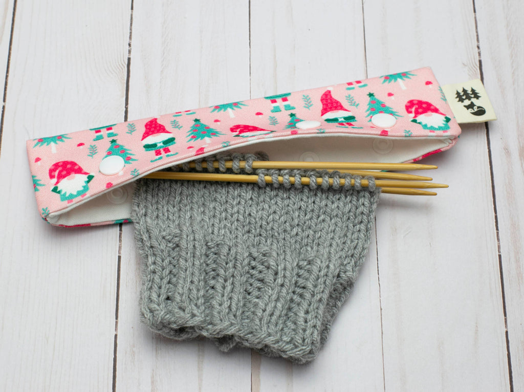 Festive Gnome | Portaagujas de doble punta de Fox & Pine Stitches