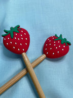 Fresa kawaii realista, fruta tierna, regalo para quienes tejen, de Comma Craft Co