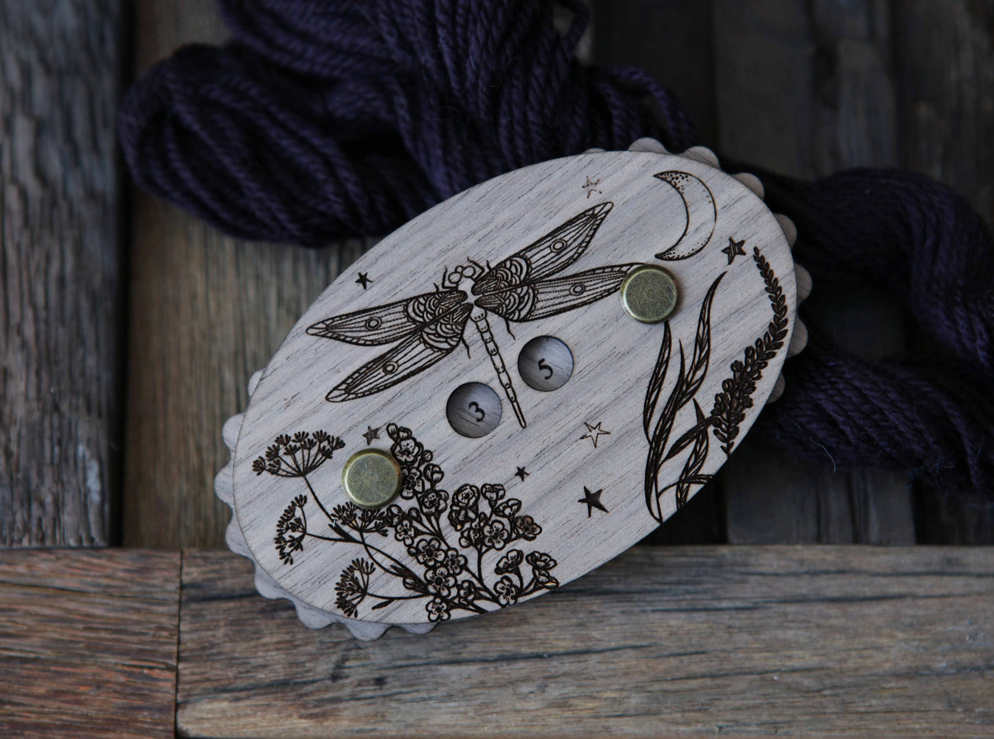 Maple Wood Dragonfly Knitting Row Counter with Stars & Moon: Walnut