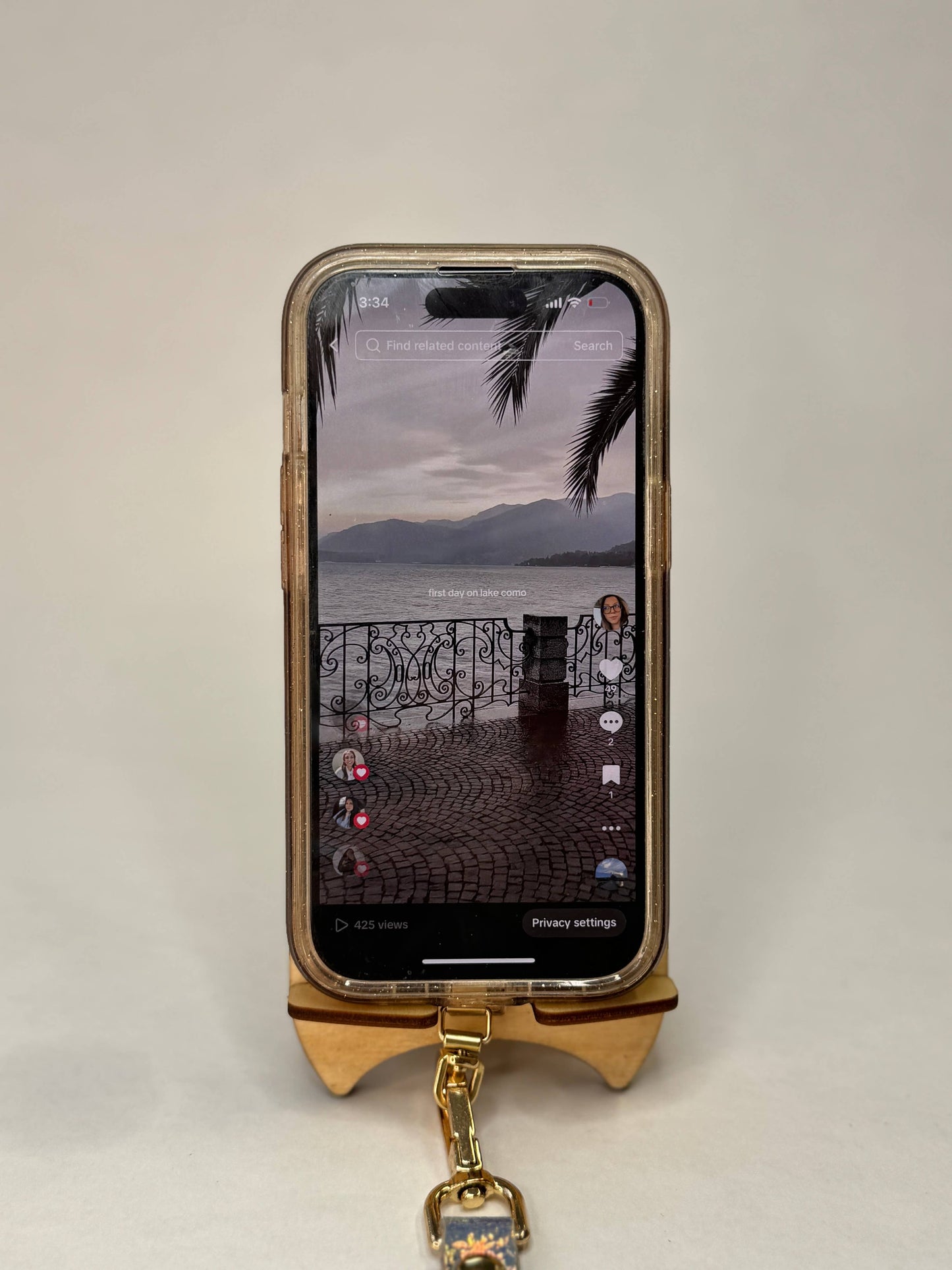 Flow Phone Stand
