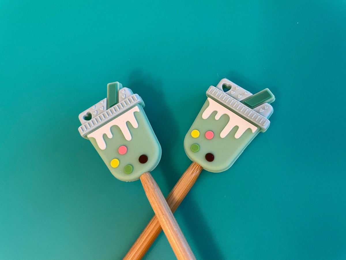 Boba tea kawaii, comida y bebida, regalo de silicona de Comma Craft Co