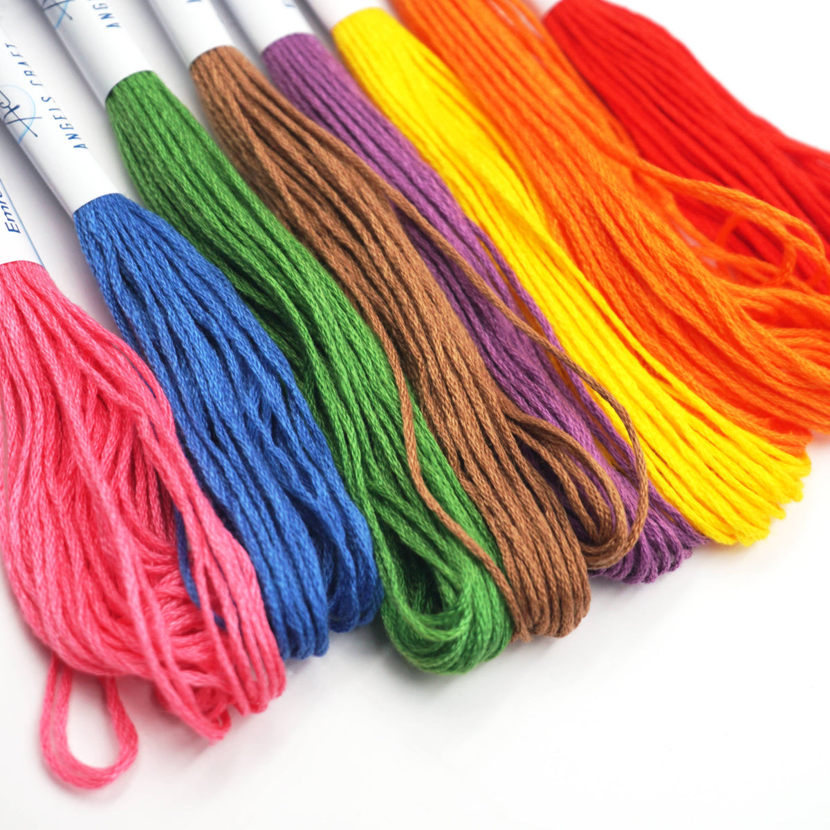 Hilo para bordar, 8 colores surtidos (3 opciones disponibles): Black & White de Angels Craft