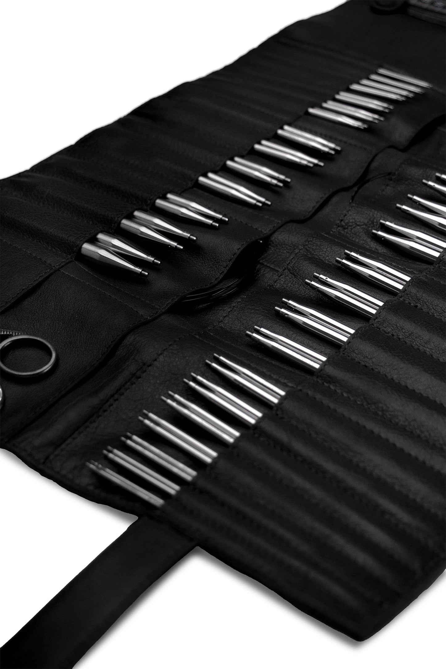Stockholm XL Needle Case: Black / One size