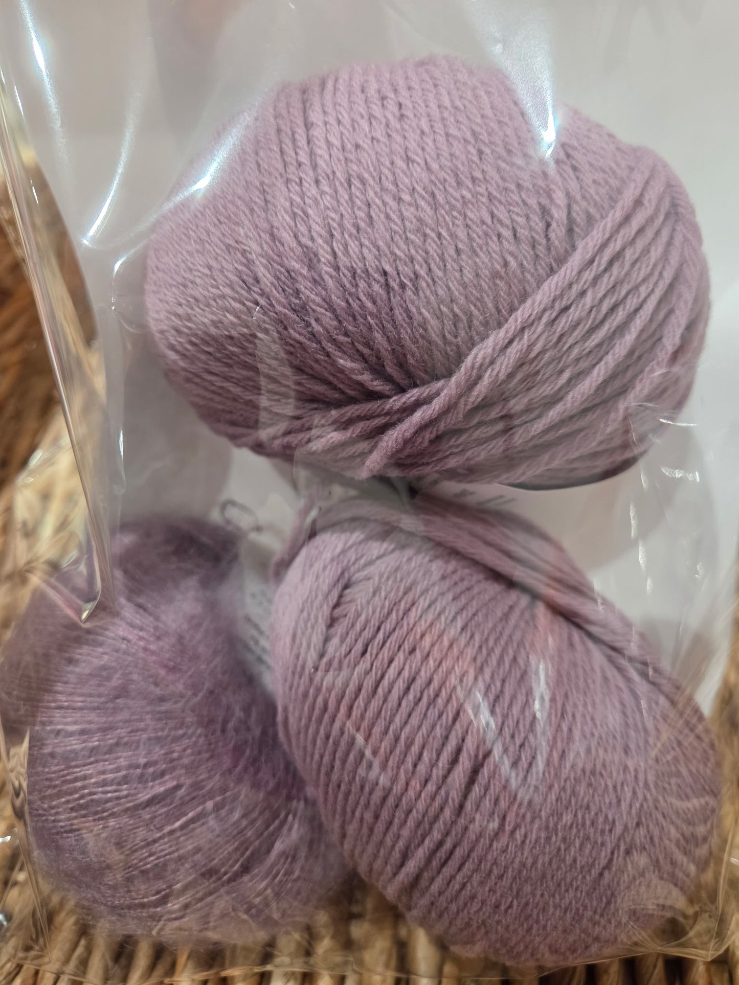 Nola Mitts by Svetlana Volkova