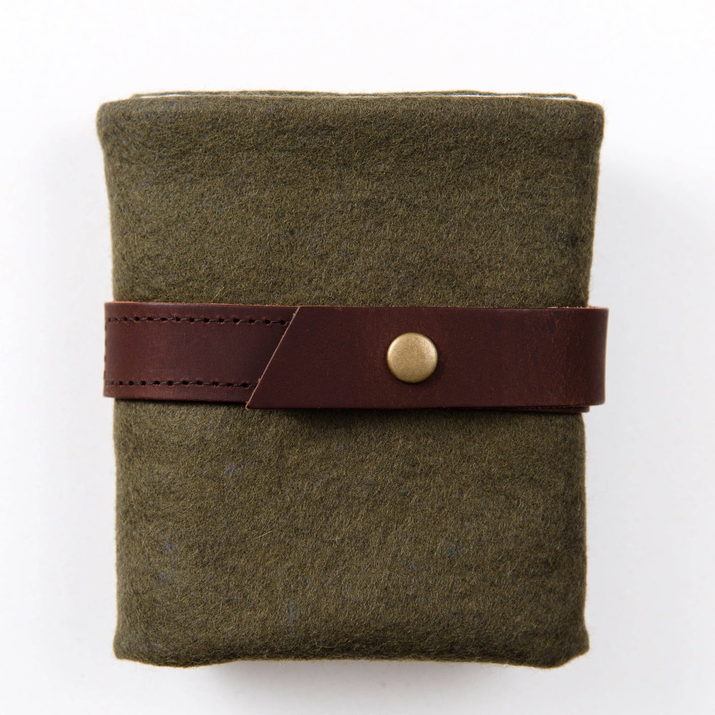 Standard wool interchangeable needle case: Acorn