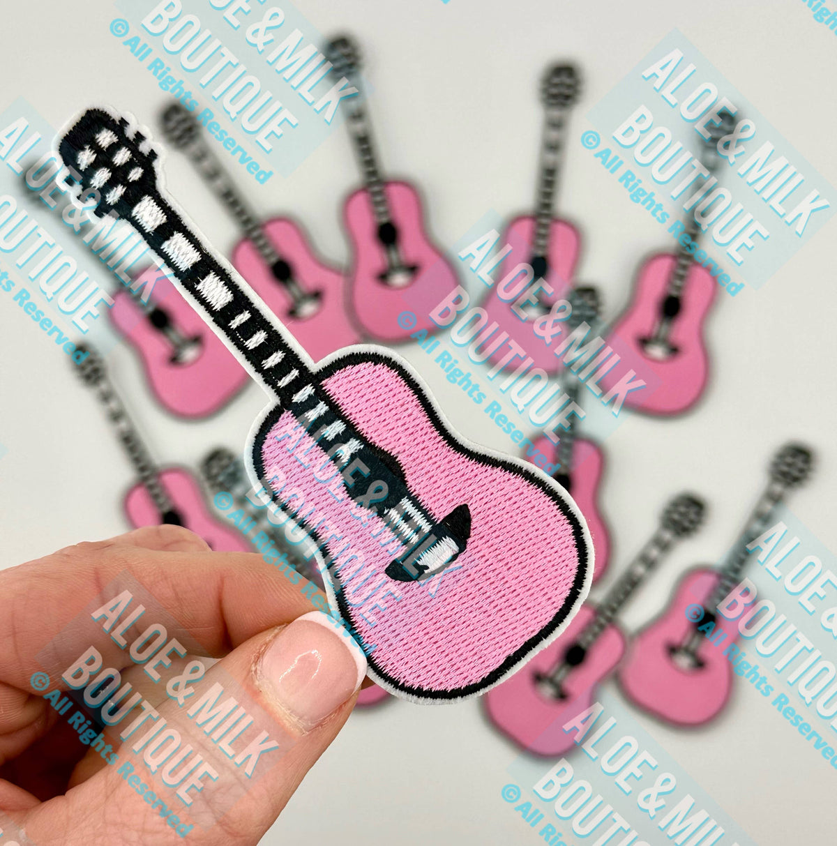 Parche de guitarra, parches de música, guitarras eléctricas, Nashville: Pink de Aloe and Milk Boutique