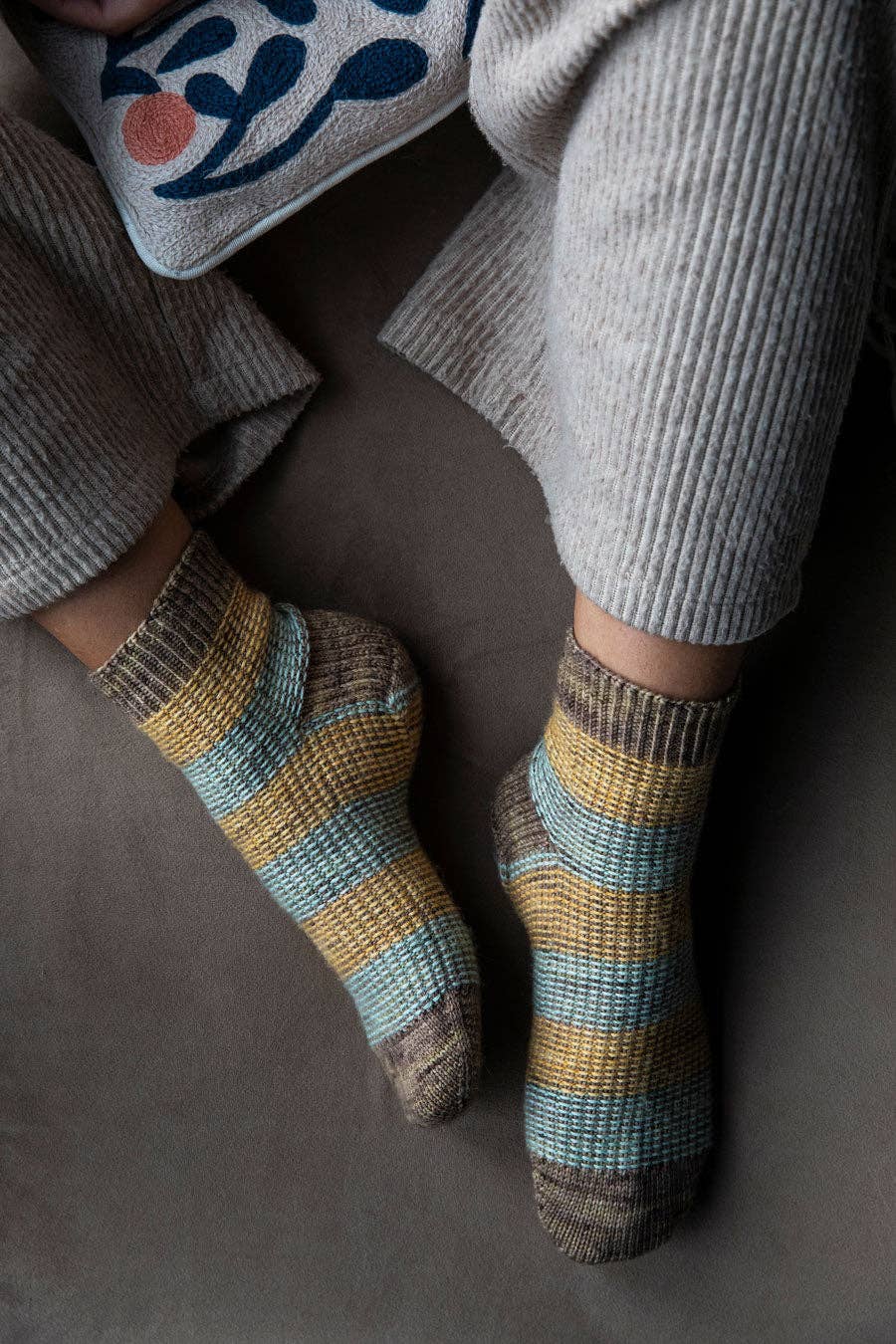52 Weeks of Scrap Yarn: Projects for Crafters de Laine Publishing