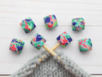 Blue Botanical Hexagon | Stitch Stoppers, protectores de puntas, de Fox & Pine Stitches