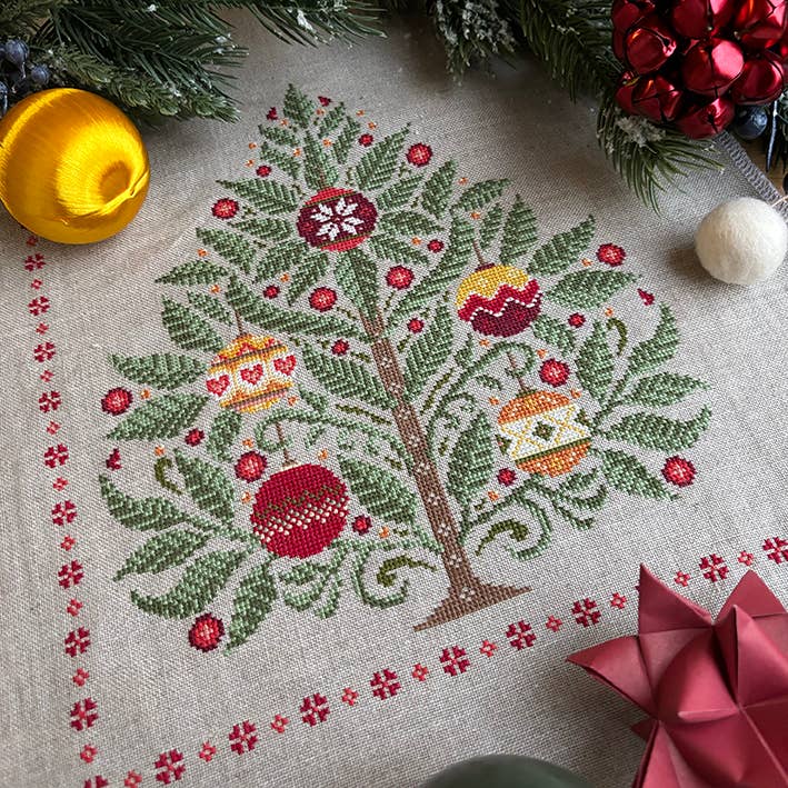 Oh Christmas Tree: kit de punto de cruz, lino de 32 ct de Love Poppet