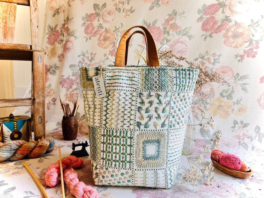 Lily Hope Basket de Atenti