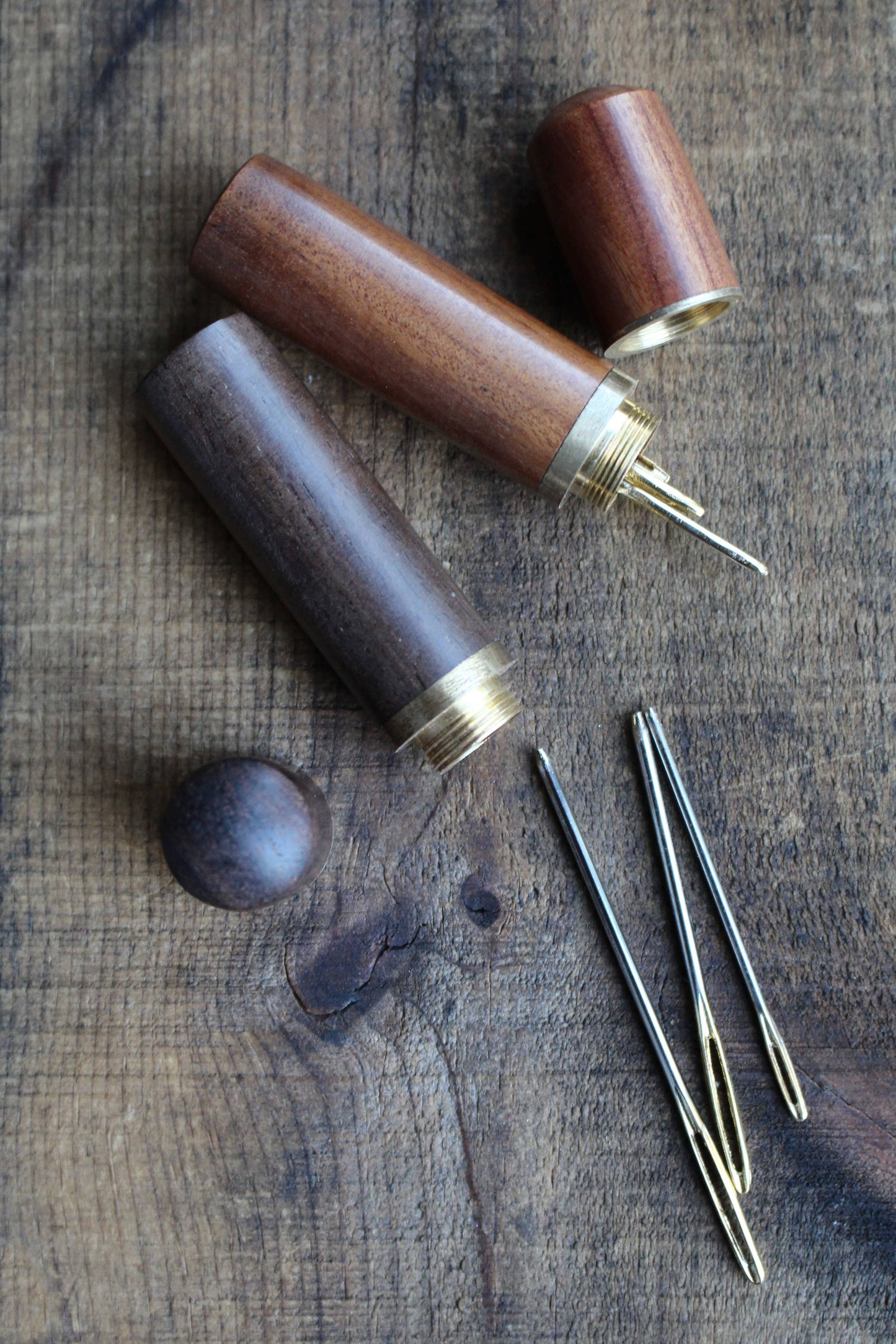Wooden Needle Case : Ebony