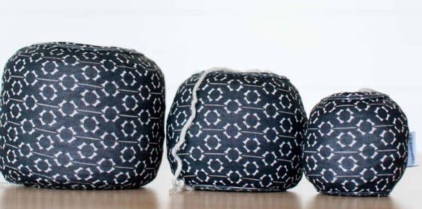 Funda para estambre COZY CAKES LBD: mediana de binkwaffle