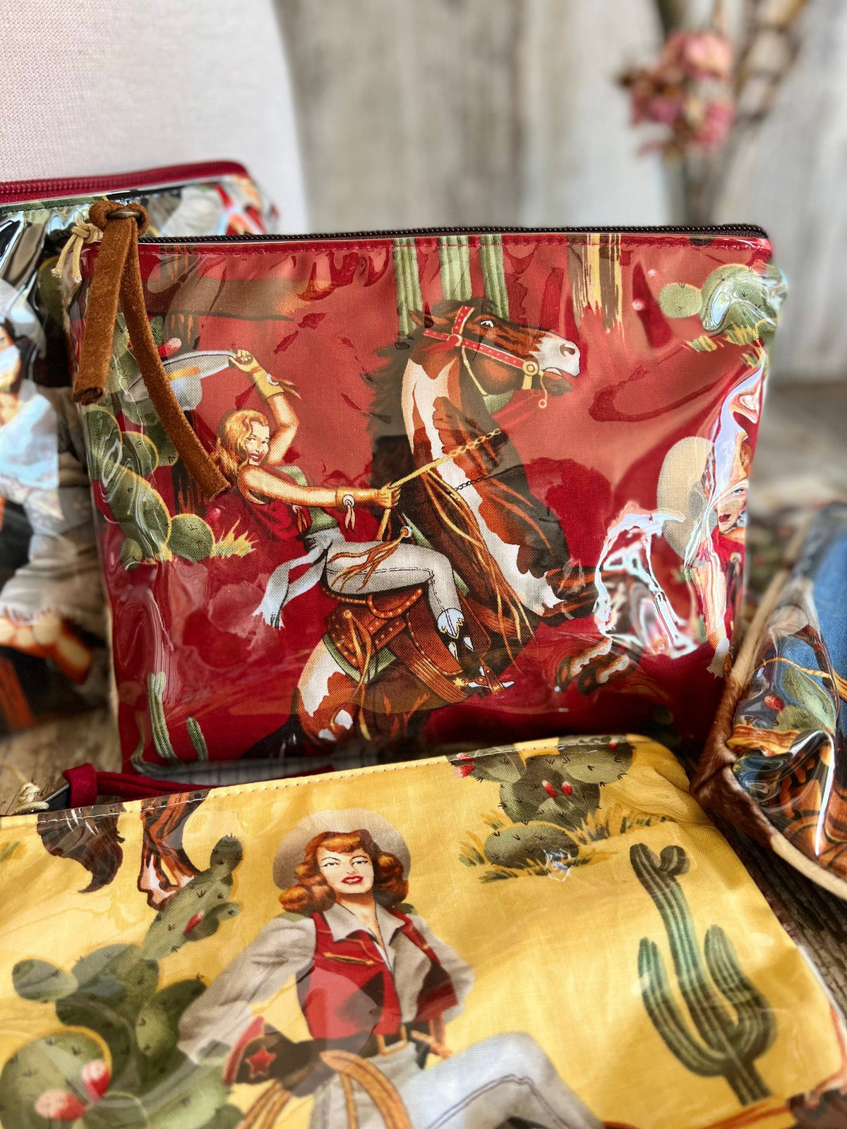 Estuche para accesorios "Western" Pinup Cowgirl de Atenti