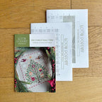 Oh Christmas Tree: kit de punto de cruz, lino de 32 ct de Love Poppet
