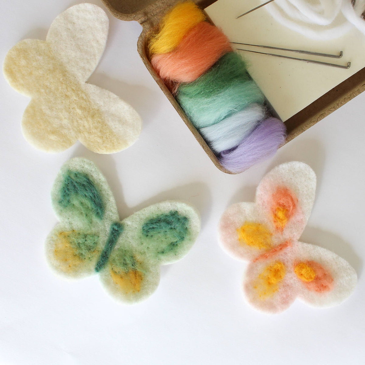 Mini kit de afieltrado: mariposa de Sheep Creek Studio