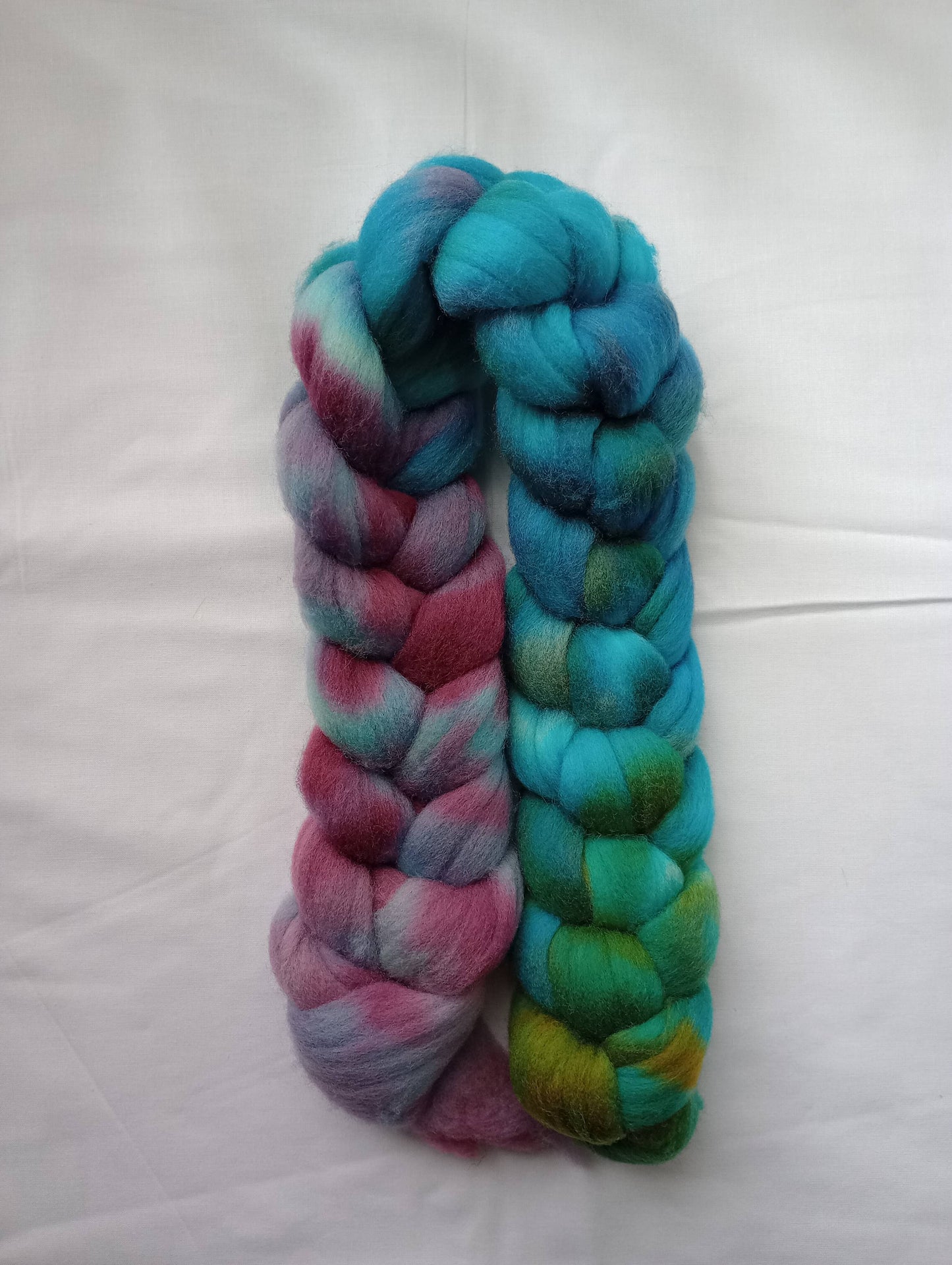 Hand Dyed Roving - Cormo - 100 gram Braids