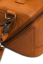 Bolsa cruzada Cleo: Whisky / Talla única de Muud