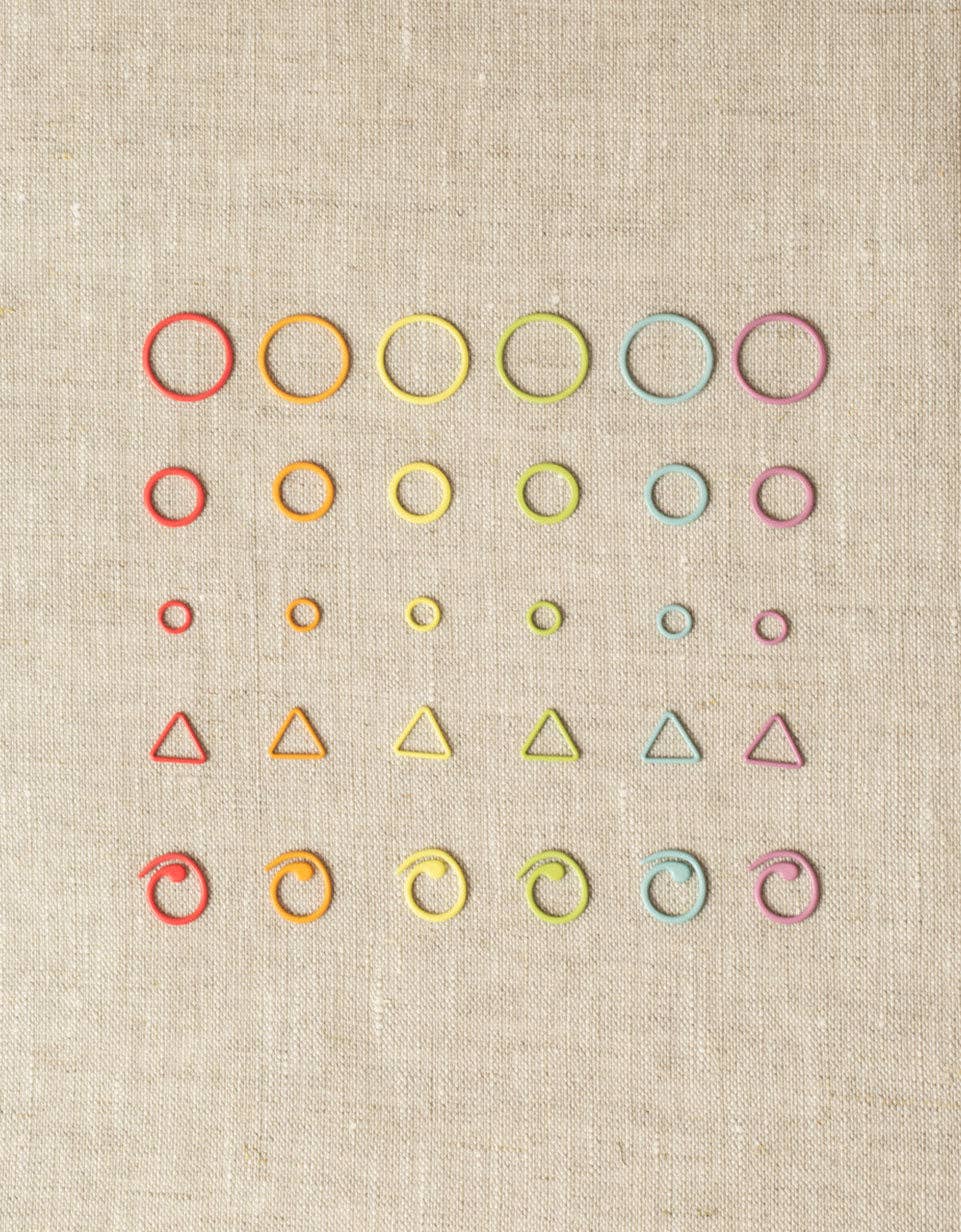 Flight of Stitch Markers (marcadores de puntos) de Cocoknits