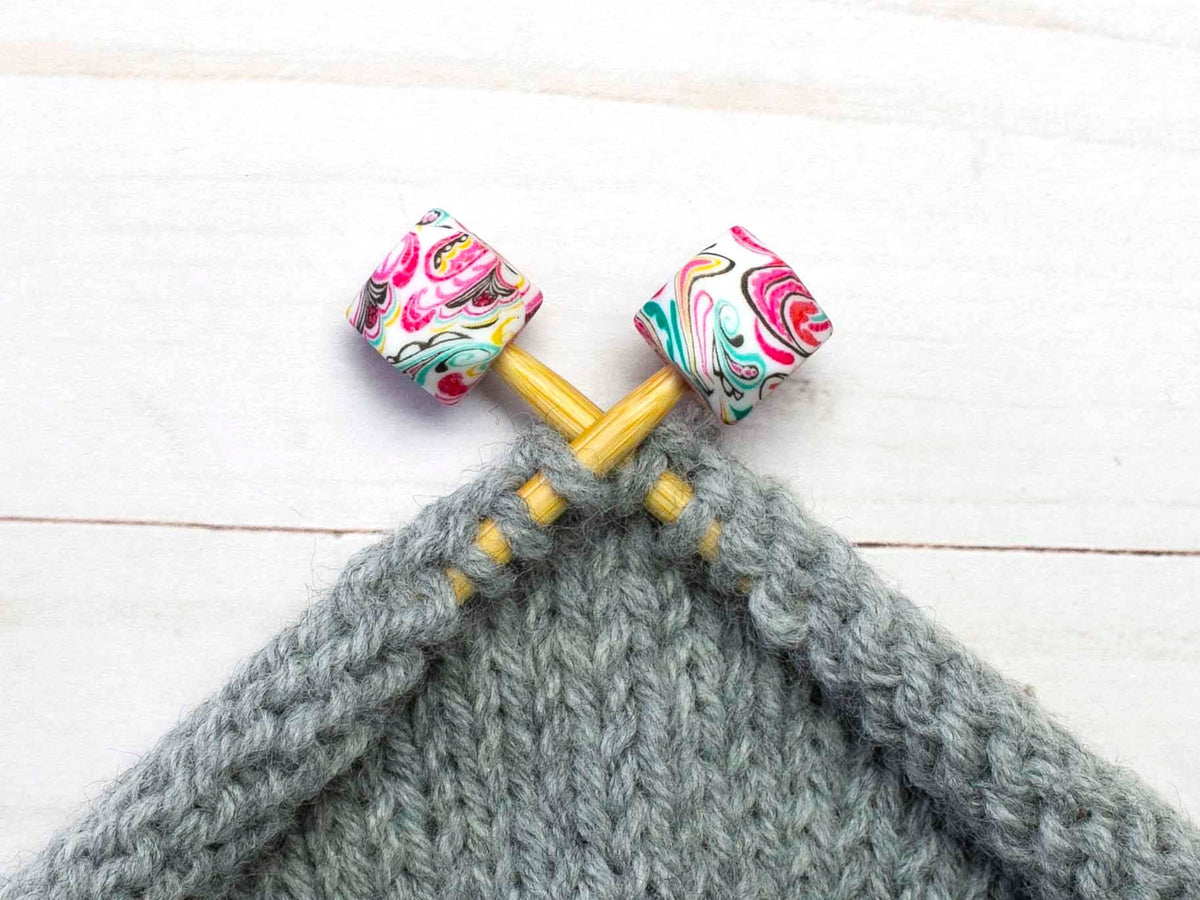 Pink Paisley Hexagon | Topes de puntos (Stitch Stoppers) para tejer de Fox & Pine Stitches