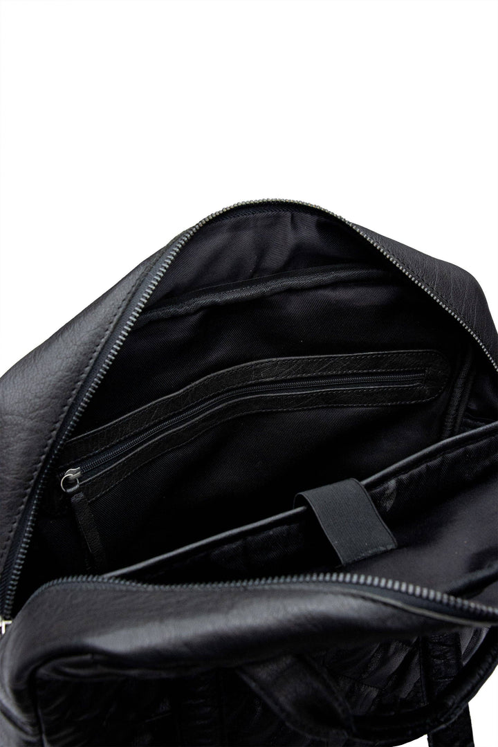 Fauna Multi Bag: Whisky / One size by Muud