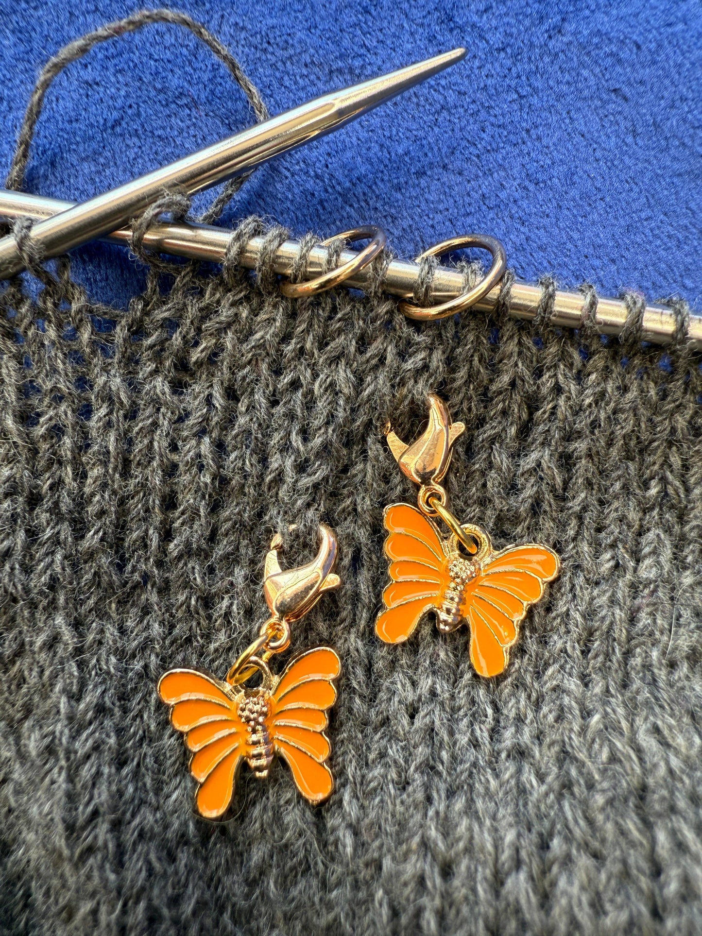 Pinecone Stitch Markers