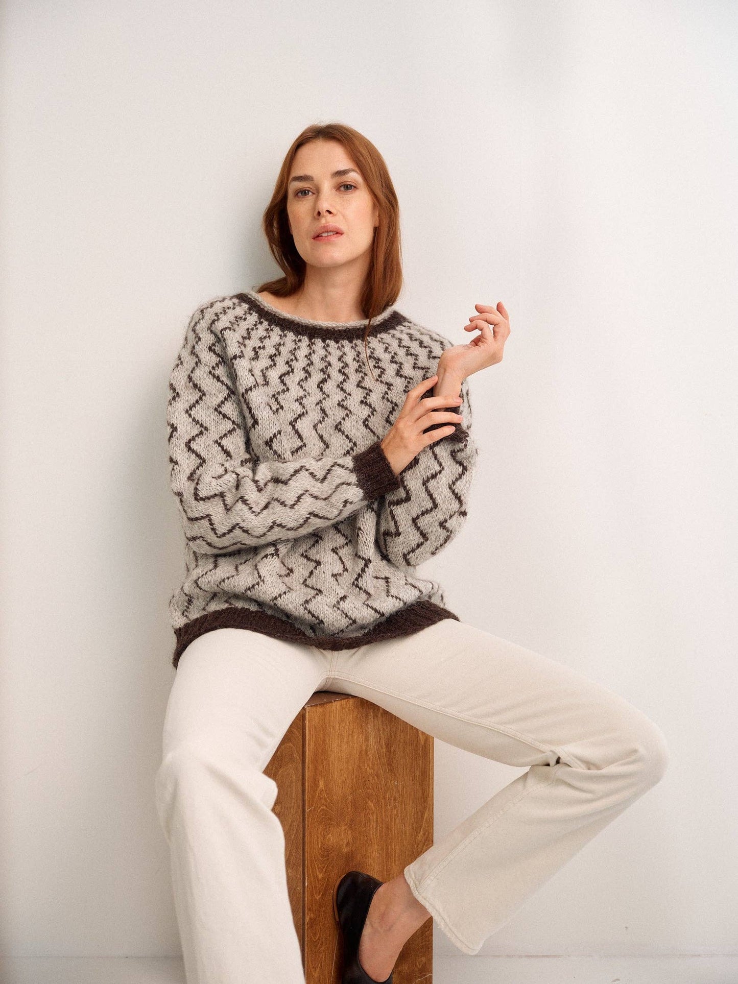 52 Weeks of Sweaters: English / Hardcover