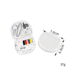 Mini kit de costura portátil, kit para arreglar ropa de emergencia, regalo: Pink de Magnifique Hearts