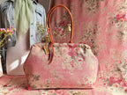 Bolsa Pioneer Rosewood de Atenti, hecha a mano en EE. UU., bolsa floral estilo Mary Poppins con armazón de broche