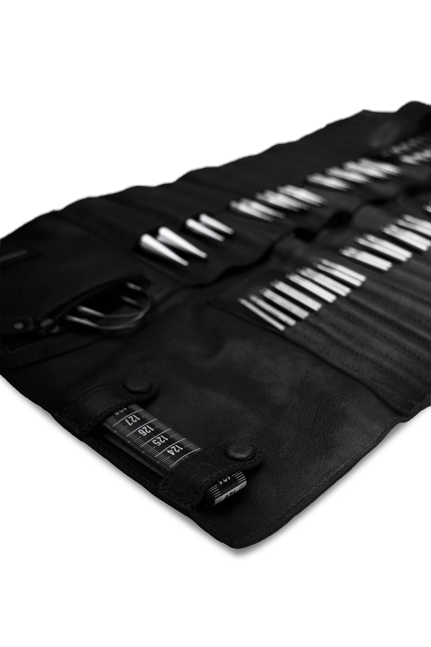 Stockholm XL Needle Case: Black / One size