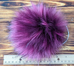 Pompón desmontable de piel sintética de 7 in (18 cm) - Pink Raspberry de CountryStixCo