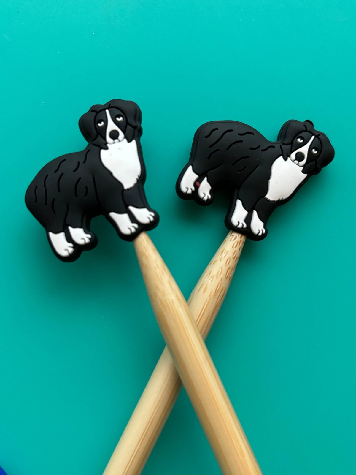 Protectores de puntas para agujas de tejer perro border collie de Comma Craft Co