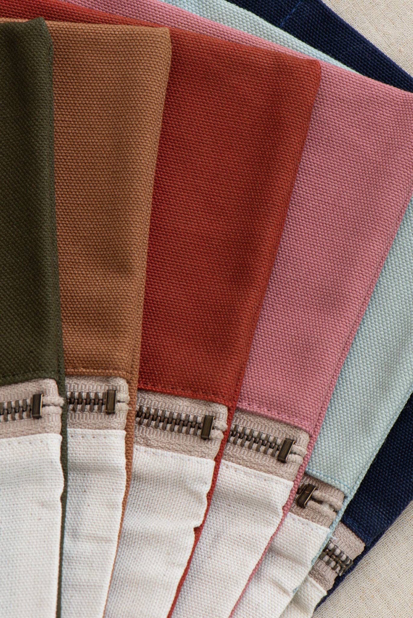 Standard canvas interchangeable needle case: Camel