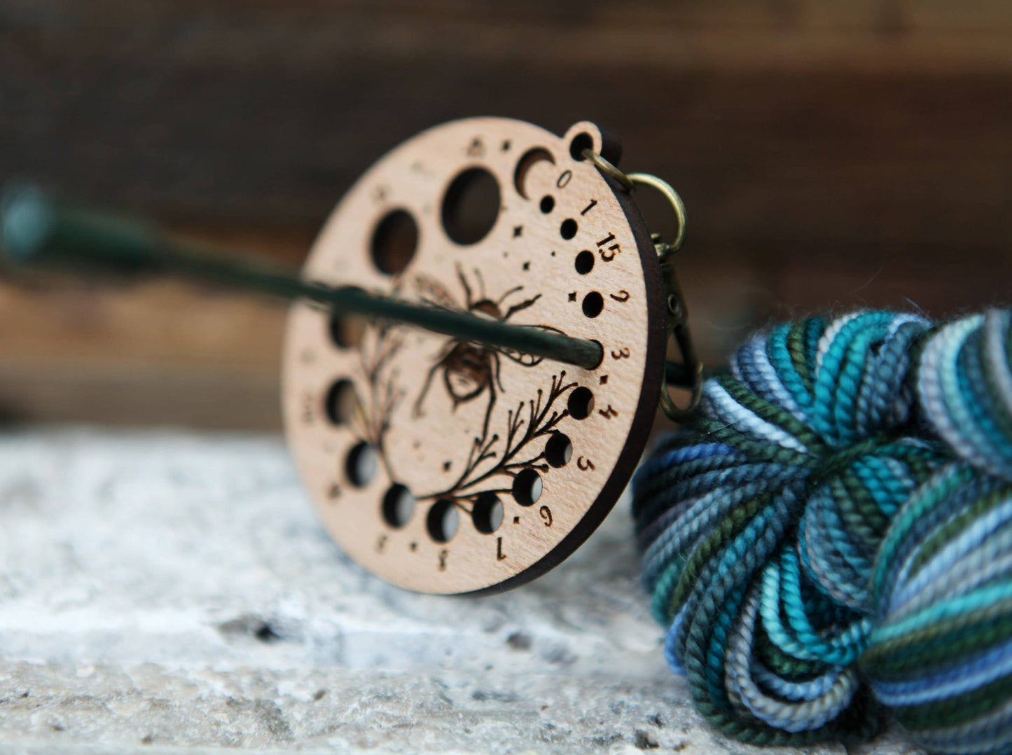 Bee & Moon Knitting Gauge - Cherry Wood, Bronze Clasp
