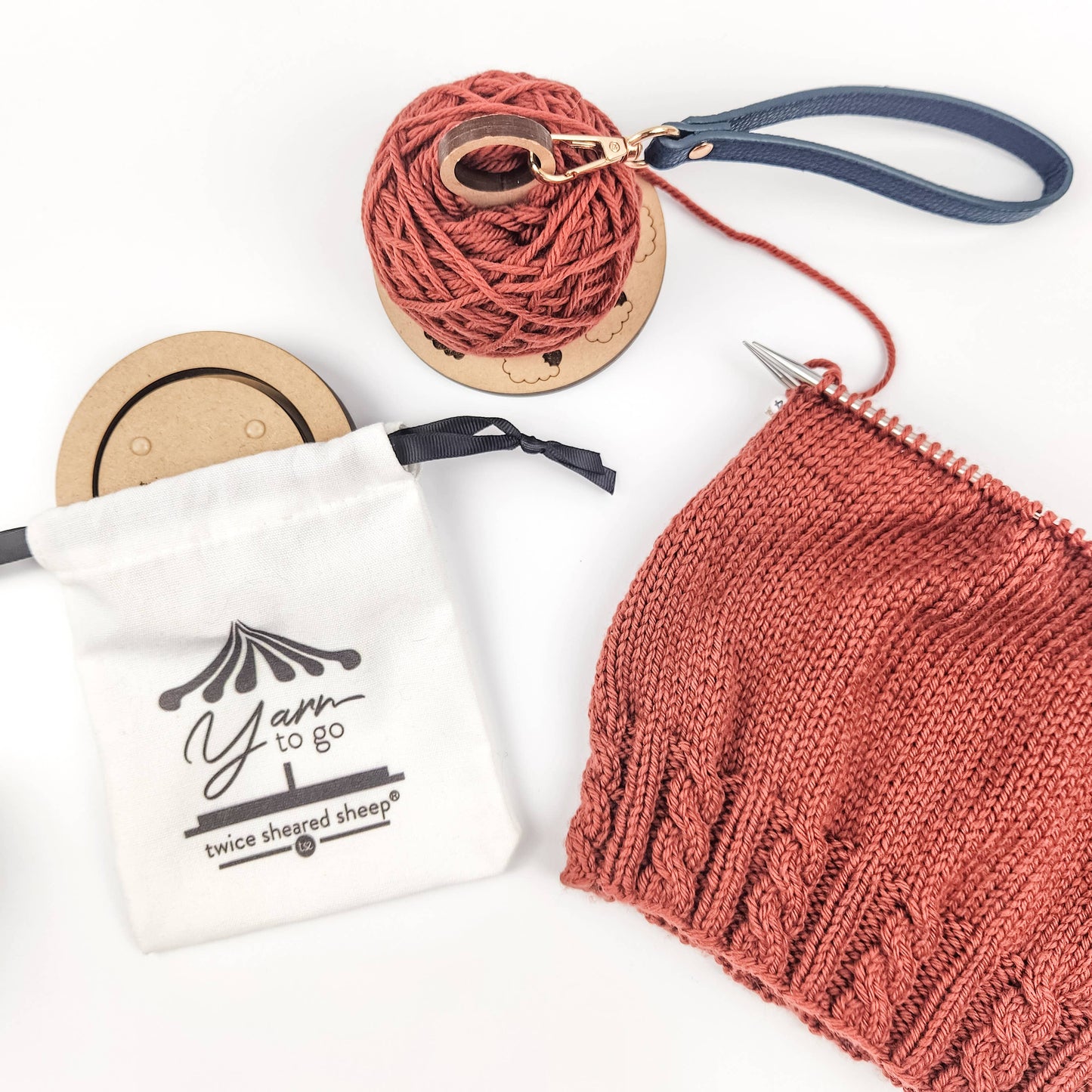 Yarn To Go Carousel – Portable Yarn Butler (No Wrist Strap): Sheep