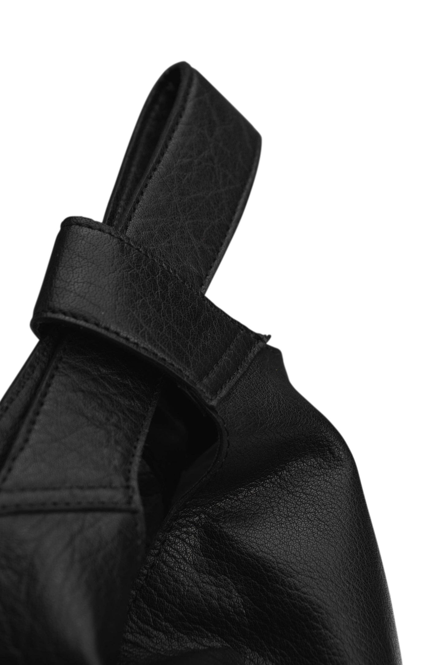 Dzana: Black / One size