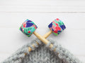 Blue Botanical Hexagon | Stitch Stoppers, protectores de puntas, de Fox & Pine Stitches