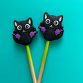 Protectores de puntas para agujas de tejer gato negro y murciélago de Halloween de Comma Craft Co