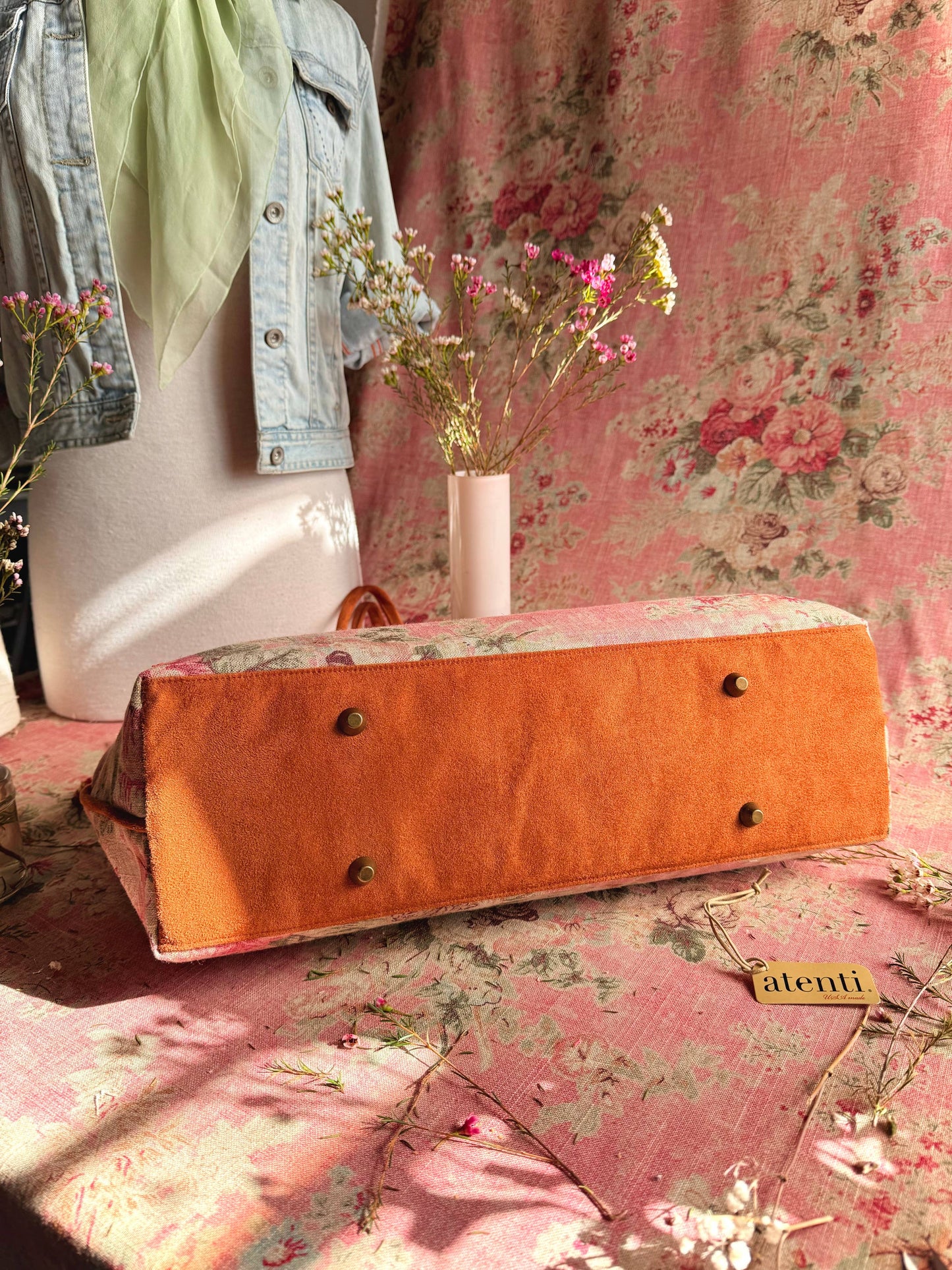 Rosewood Pioneer, Atenti USA Handmade, Floral Mary Poppins Snap Frame Bag