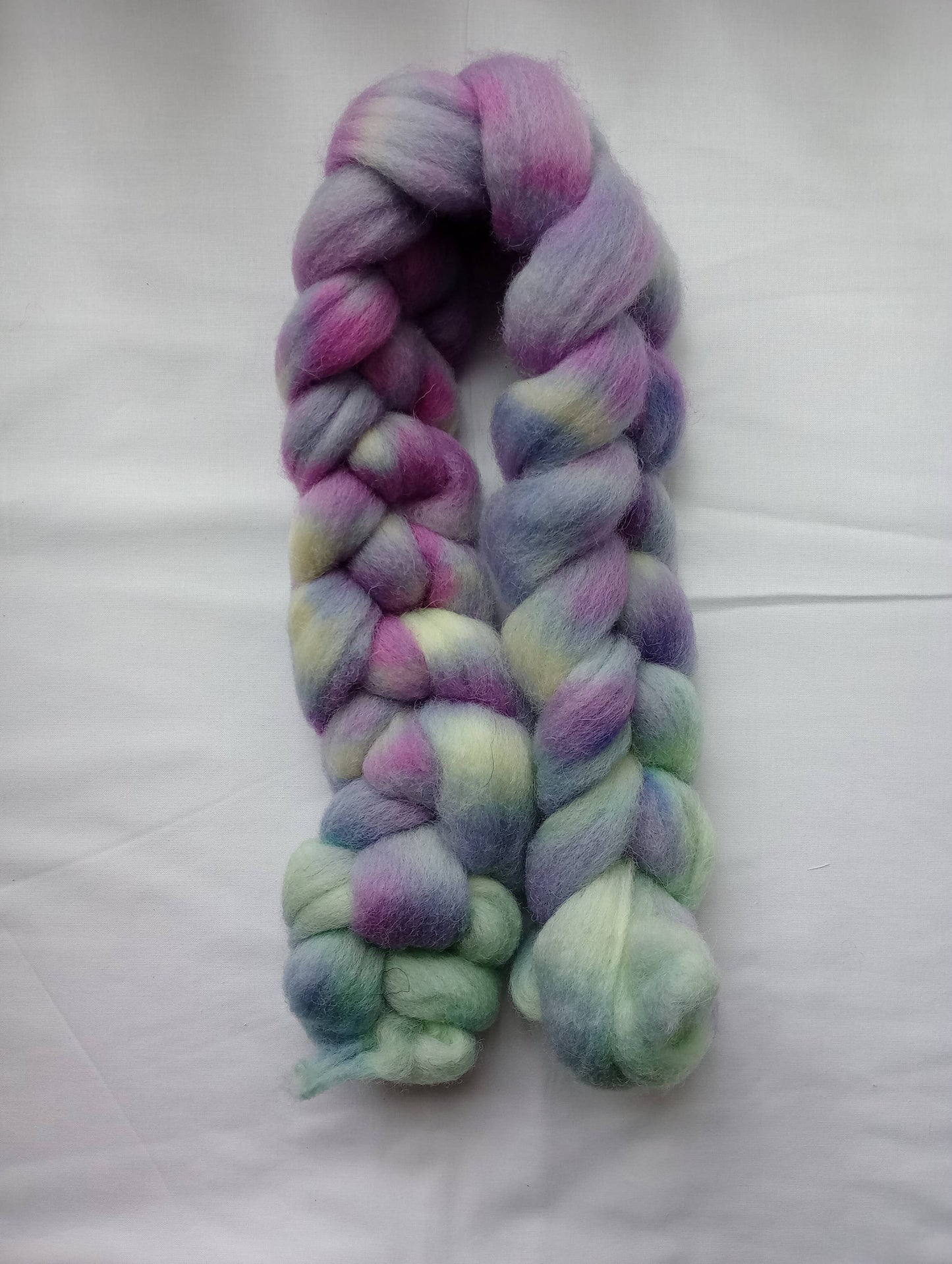 Hand Dyed Roving - Shetland - 100 gram Braids