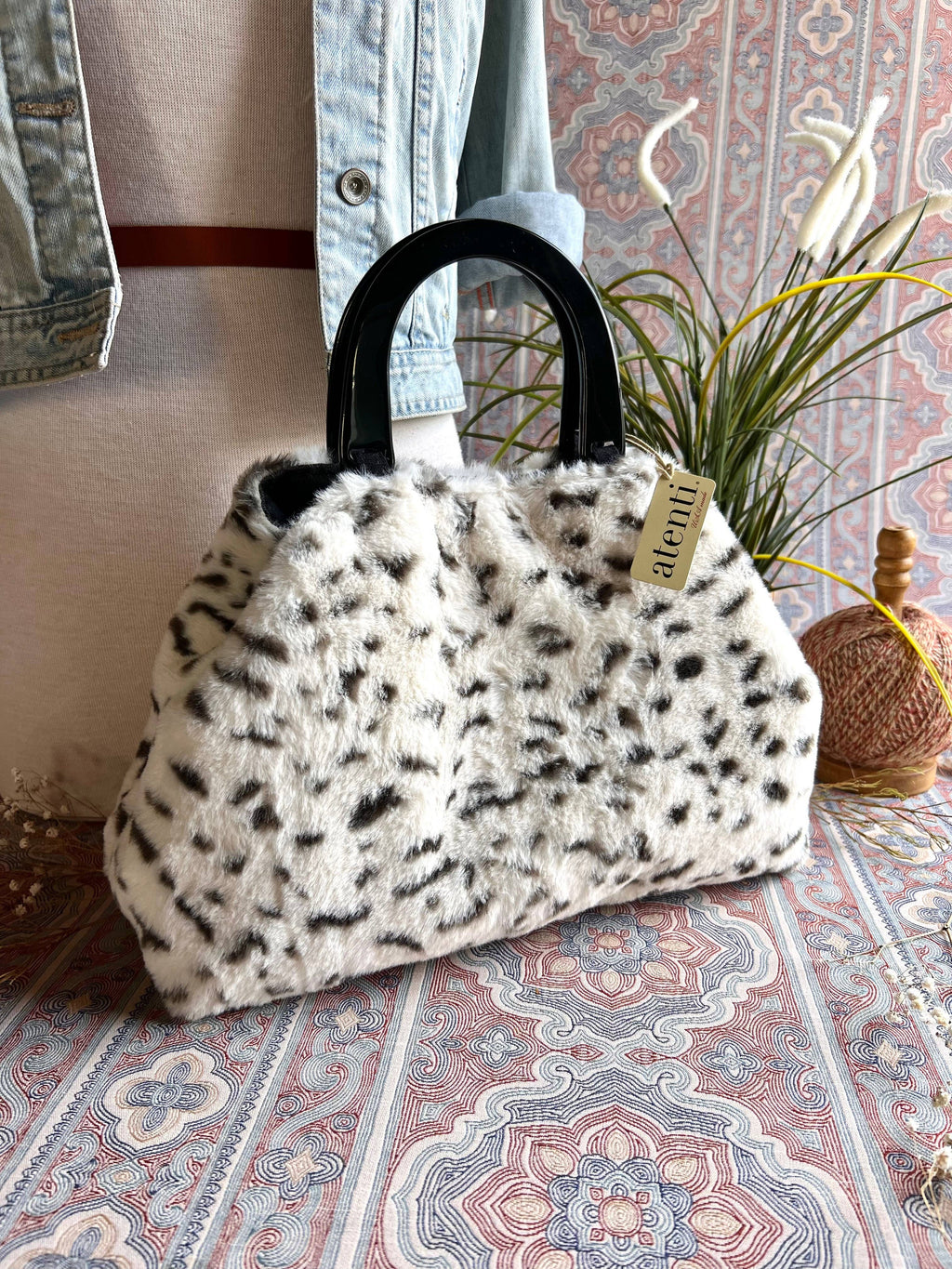 Siberia Divina; bolso de mano y bolsa pequeña para proyectos hechos en EE. UU. de Atenti