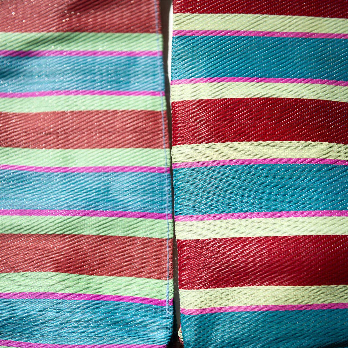 RECYCLED PLASTIC STRIPE BAG - Rectangle D15: Green x Purple