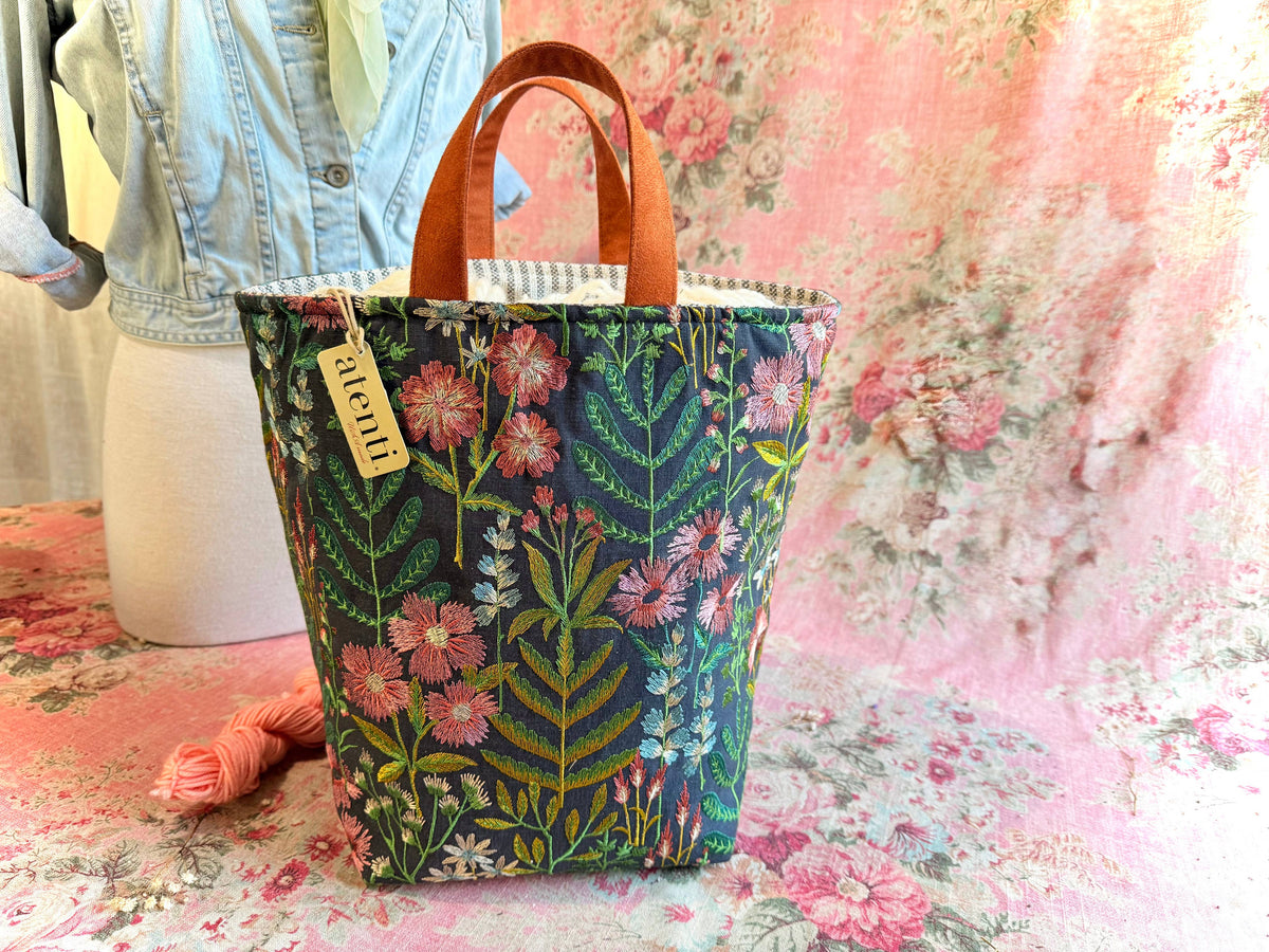 Meadow Hope Basket de Atenti