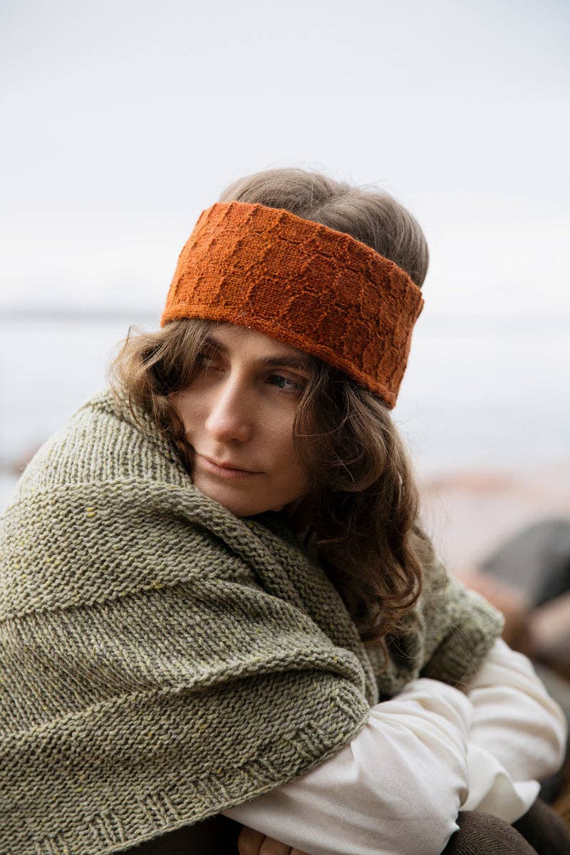 Soothing Stitches: Knits for a Quiet Mind: inglés / tapa blanda de Laine Publishing