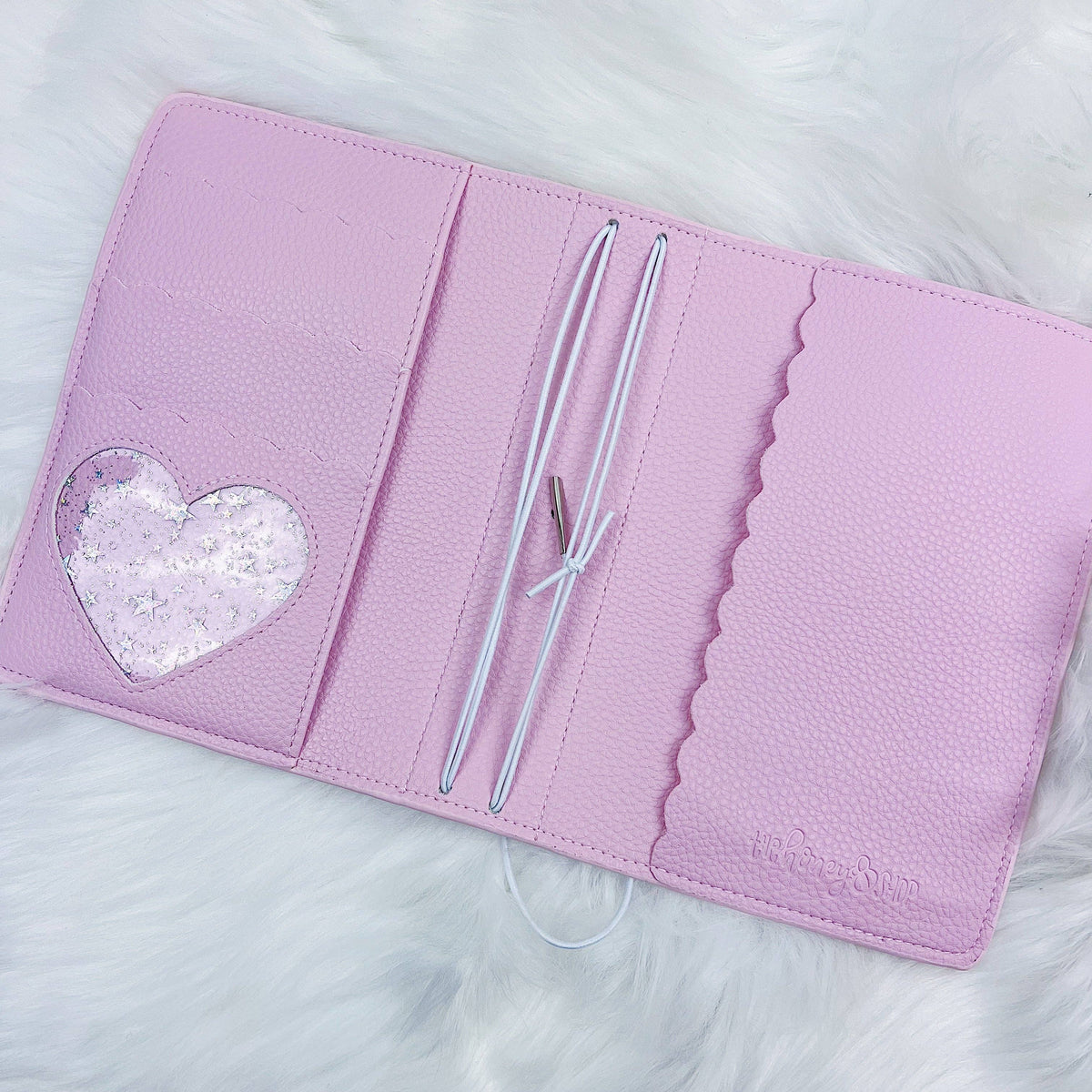 Cuaderno de viaje (Traveler's Notebook) BEE-6 Pastel Pink | Para repuestos y cuadernos de 5 x 7 in (13 x 18 cm) de The HoneyBShop