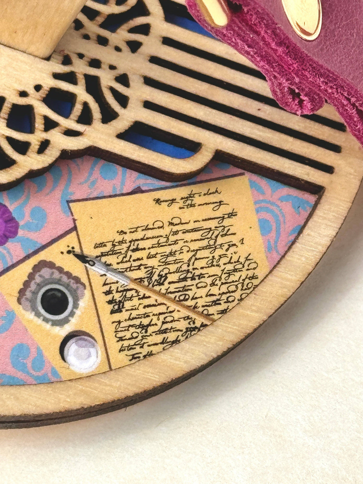 Dear Elizabeth: Original Mini Minder de Lemonwood